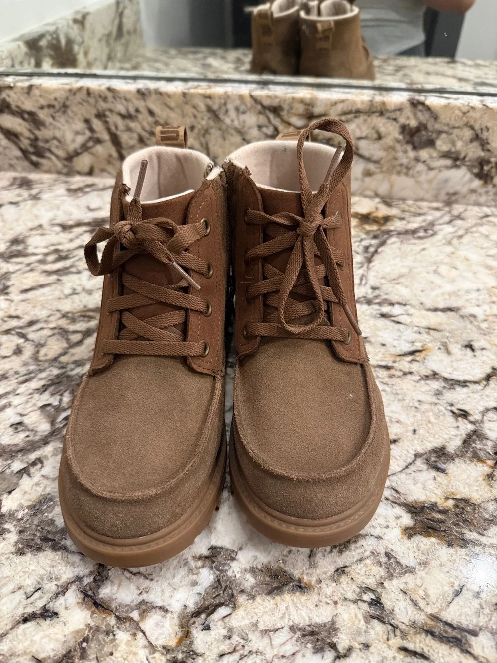 UGG Kids Chestnut Suede Lace-Up Boots